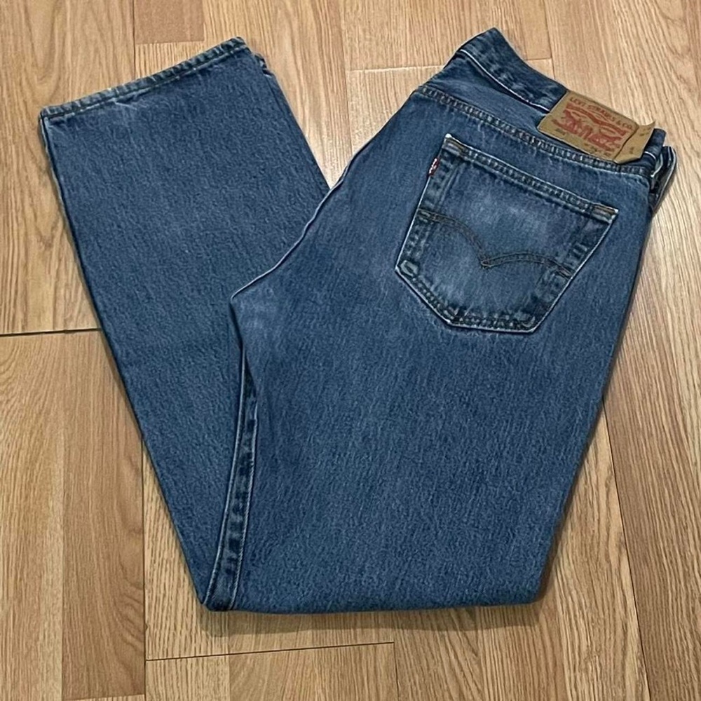 Levis 501 Men’s 34x32 (34x30) Straight Fit Jeans Button Fly Med Blue Denim